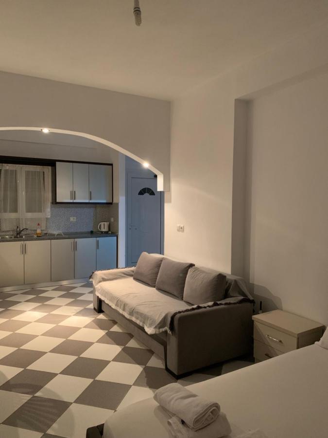 Henardi Apartments 卡萨米尔 外观 照片